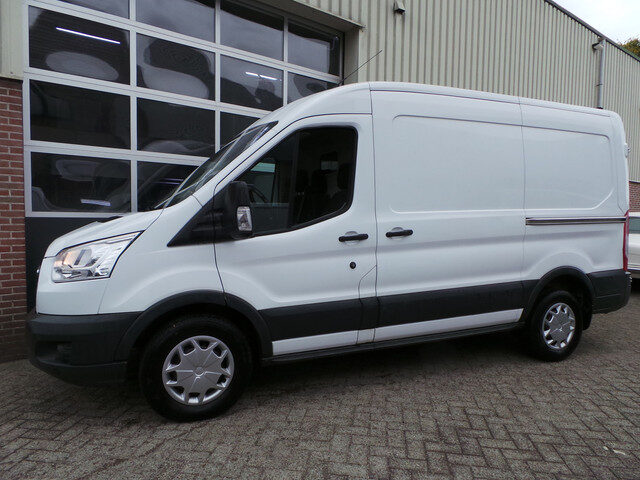 Ford Transit 350 2.0 TDCI 131pk L2H2 Trend