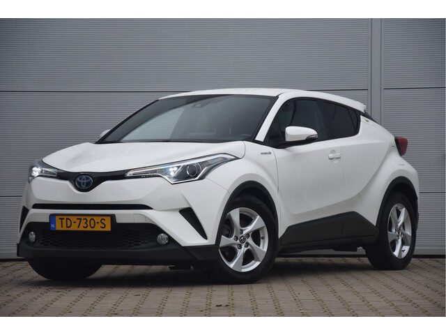 Toyota C-HR 1.8 Hybrid Active | Netjes