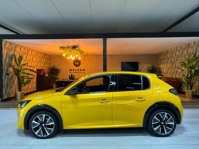 Peugeot 208 1.2 PureTech GT-Line Sport 131PK Garantie Carplay Sfeer LED Camera Cruise Clima Navi Rij