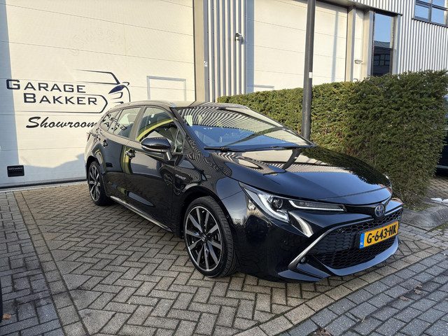 Toyota Corolla Touring Sports 1.8 Hybrid Business Intro