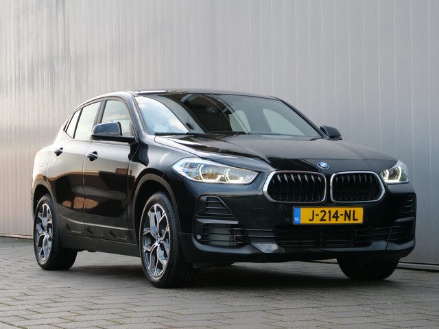 BMW X2 xDrive25e High Executive 220 Pk Automaat