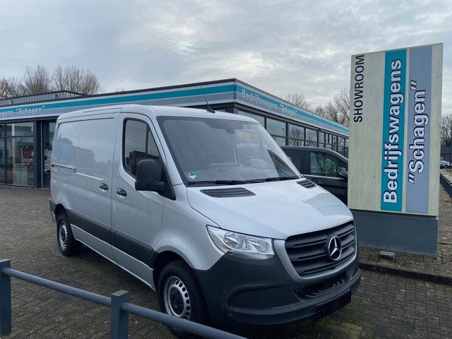 Mercedes-Benz Sprinter 211 CDI L1H1 E6 | Automaat | 360° Camera | Trekhaak | Mbux