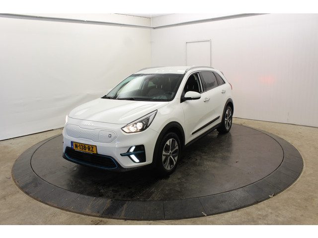 Kia e-Niro DynamicLine 64 kWh 100% SOH Warmtepomp 3-Fase Laden Camera Winterpack