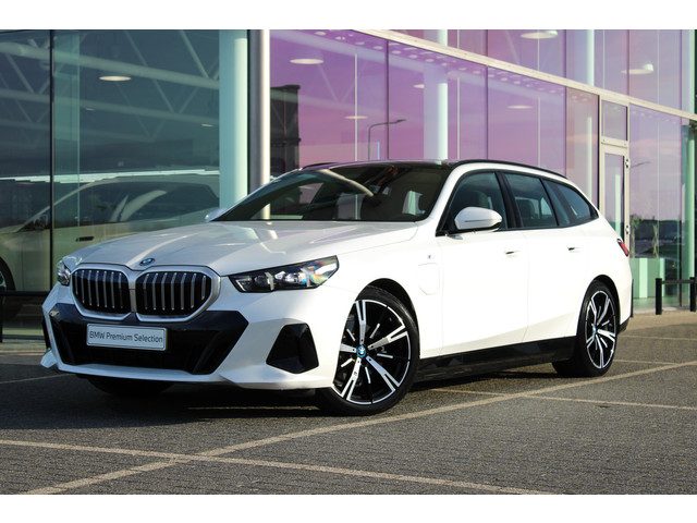 BMW 5 Serie touring 530e M Sport Automaat