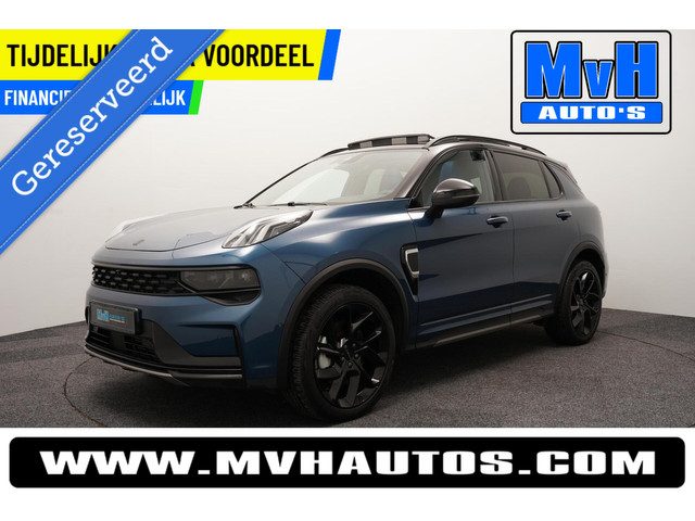 Lynk&Co 01 1.5 Hybride|FULL BLACK XL|ZWARTE.HEMEL|TREKH|NAP