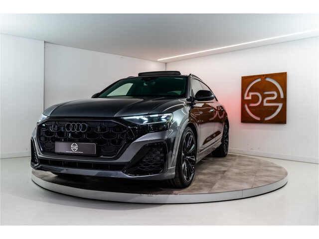 Audi Q8 60 TFSI E Quattro S-Edition Competition 490PK FACELIFT | 2025 DIRECT LEVERBAAR | 5 Jaar Gara