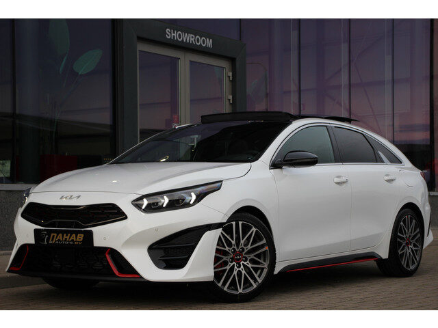 Kia ProCeed 1.6 T-GDi GT | DIRECT LEVERBAAR | 204PK | Panoramadak