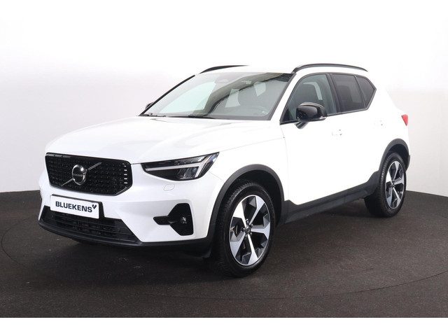 Volvo XC40 B3 Plus Dark