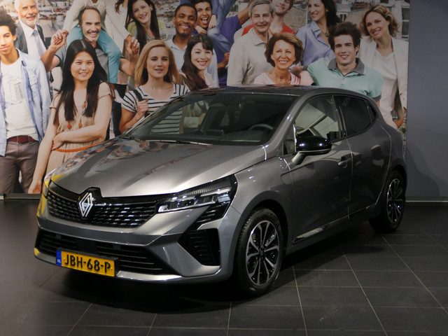 Renault Clio 1.6 E-Tech Full Hybrid 145 techno - Occasion Lease vanaf €429 p/m -