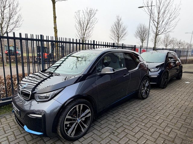 BMW i3 I3S 120Ah, SoH 92, incl. BTW, H&K, schuifdak, camera, stoelverwarming