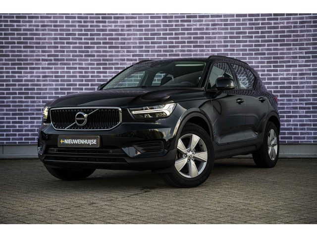 Volvo XC40 1.5 T2 Momentum Core
