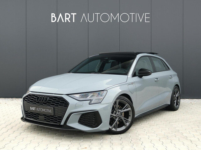 Audi A3 Sportback 40 TFSI e S-Line|Audi Exclusive|Camera|B&O|Pano