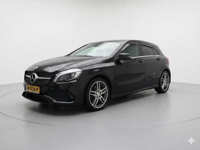 Mercedes-Benz A-Klasse 180 AMG | Geen import | Trekhaak | AMG