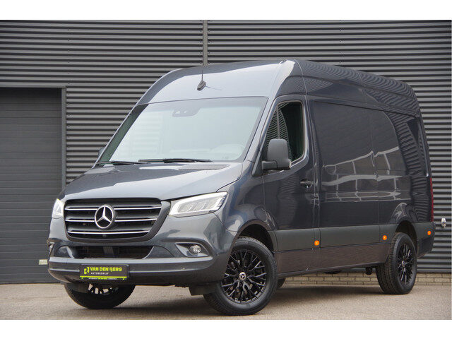 Mercedes-Benz Sprinter 319 3.0 CDI V6 L2H2 AUT. LED, 360 CAMERA, LEDER, TREKHAAK, MBUX10'', STOELVER