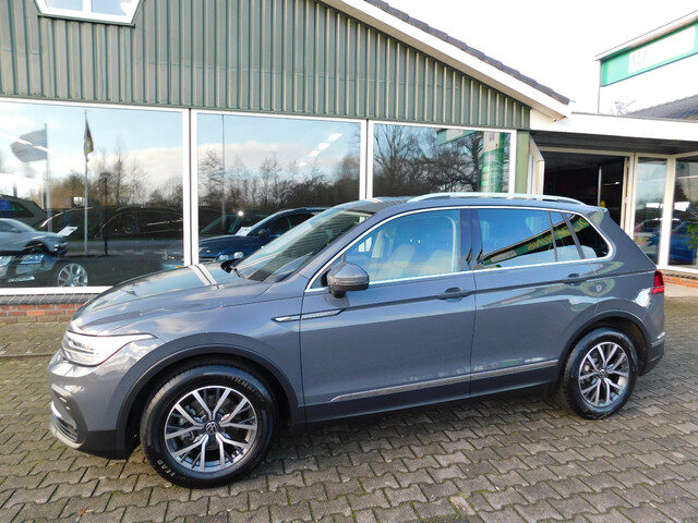 Volkswagen Tiguan 1.5TSI 131PK LIFE BUSINESS!! All-in Prijs! Trekhaa