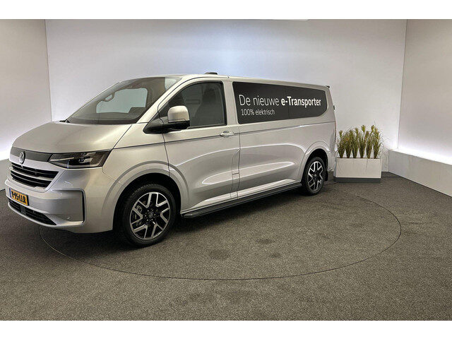 Volkswagen Transporter e-Transporter Bedrijfswagens 34 L2H1 218pk Style Intro 64 kWh