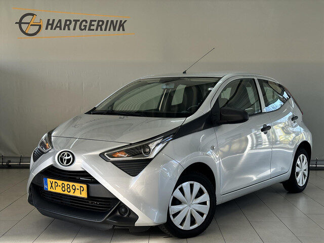 Toyota Aygo 1.0 VVT-i X-Fun 72pk 5D* Navi TomTom / Airco / Electr.ramen / BT