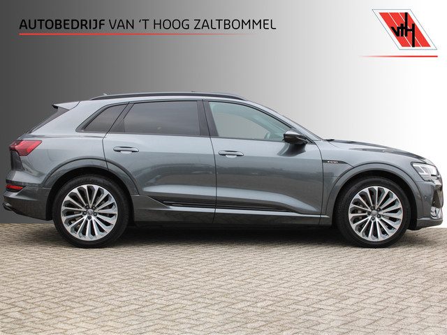 Audi e-tron E-tron 50 Quattro S-Edition Black 71 kWh PANORAMADAK MEMORY ACC VIRTUAL 21'' TREKHAAK