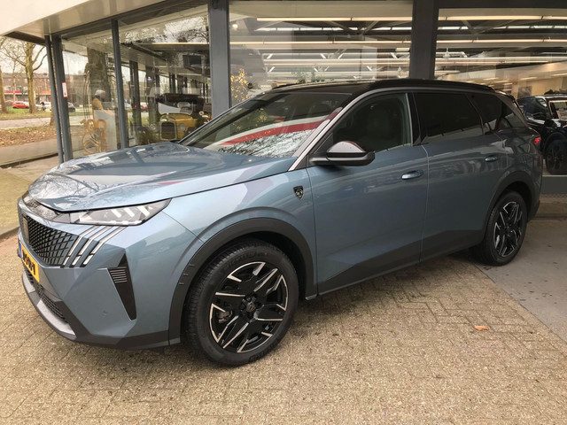 Peugeot 5008 1.2 Hybrid 145 GT