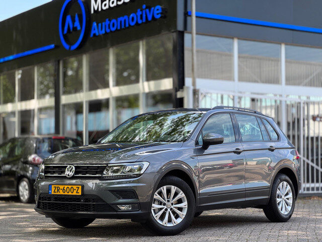 Volkswagen Tiguan 1.4 TSI ACT Aut Lane ass Volledig onderhouden Navi Apple CarPlay Stoel vw Nieuwe A