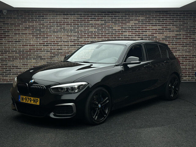 BMW 1 Serie M140i xDrive Edition Shadow High Executive