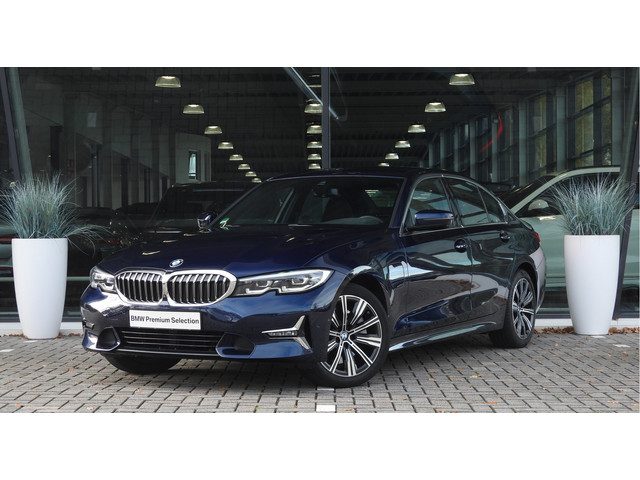 BMW 3 Serie 330e High Executive Luxury Line Automaat