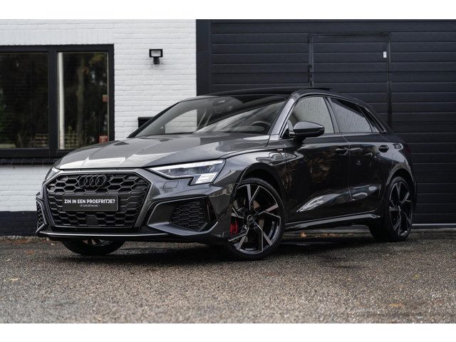 Audi A3 Sportback 45 TFSI e S edition Comp Pano B&O RS stoel