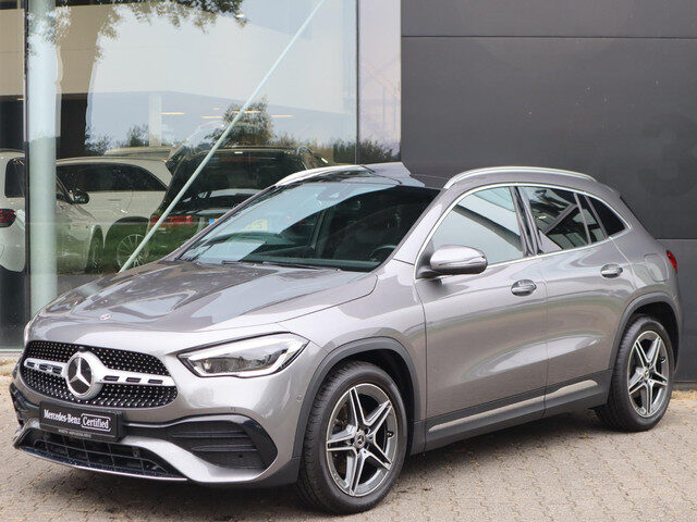 Mercedes-Benz GLA 200 Business Solution AMG