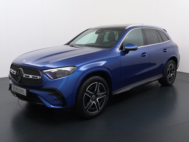 Mercedes-Benz GLC 300e AMG 4Matic // Trekhaak // Massage // Burmester 3D // Multi Contour Stoelen //