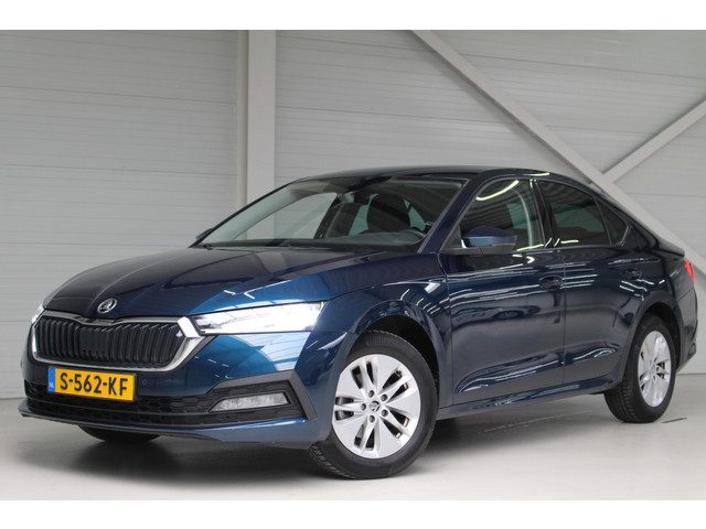 Škoda Octavia 1.0 e-TSI Business Edition