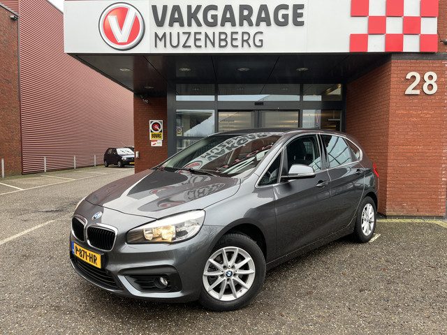 BMW 2 Serie Active Tourer 218i Centennial Executive // NAVI // CRUISE CONTROL // CLIMA // PARKEERSEN