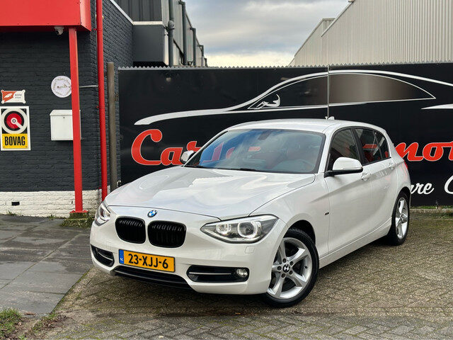 BMW 1 Serie 118i 170PK! AUT|LEER|XENON|CAMERA|NAVI|HK