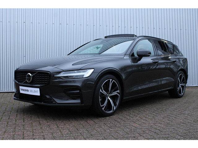 Volvo V60 B4 Plus Dark Automaat