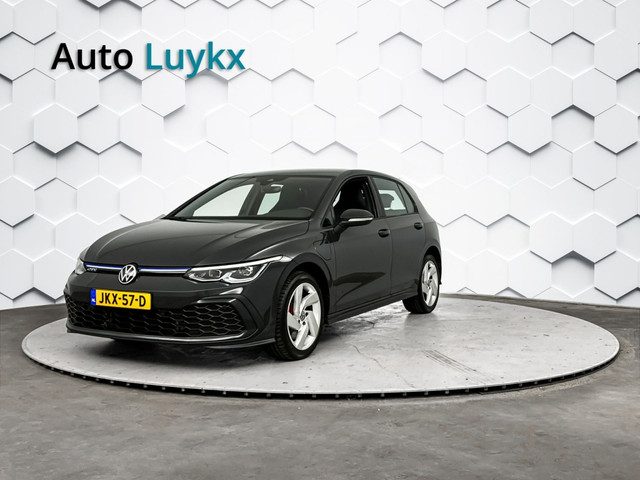 Volkswagen Golf 1.4 eHybrid GTE 245 PK | Adaptieve Cruise Control | Sportstoelen | Apple Carplay/And