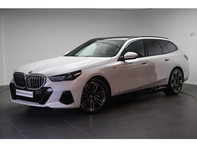 BMW 5 Serie touring 530e M Sport Automaat