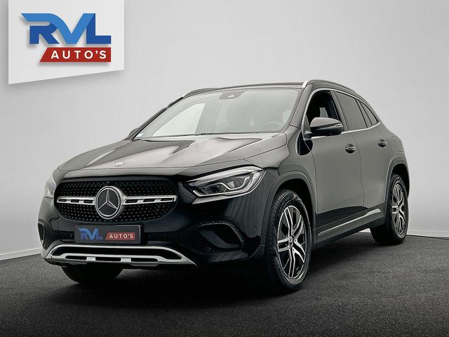 Mercedes-Benz GLA 250e Progressive | PHEV | LED | 360/Camera | Zwarte/Hemel | Apple/Carplay