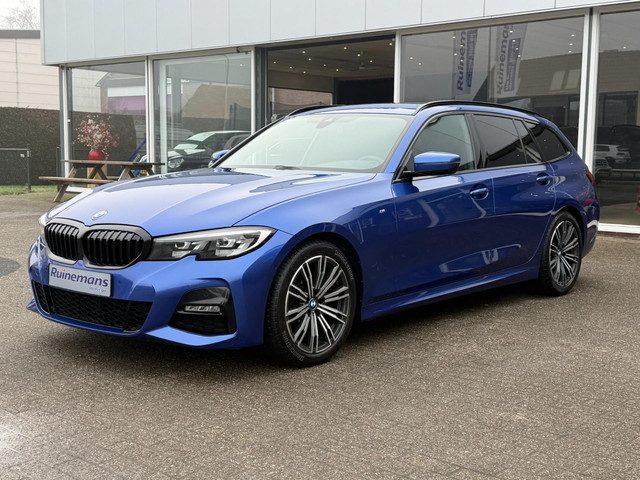 BMW 3 Serie touring 318i 2.0 M-SPORT / AUTOMAAT / DAB / LED / DODE HOEK