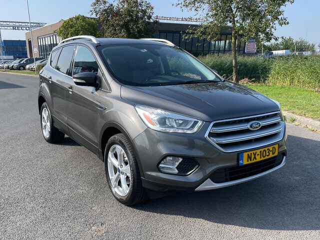 Ford Kuga 1.5 EcoBoost Titanium, 150PK, Trekhaak, Cam, Navi, Cruise, Climate, Keyless, 1e eig afk, G