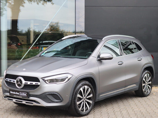 Mercedes-Benz GLA 250 e Luxury Line