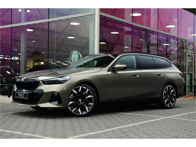 BMW 5 Serie touring 530e M Sport Automaat