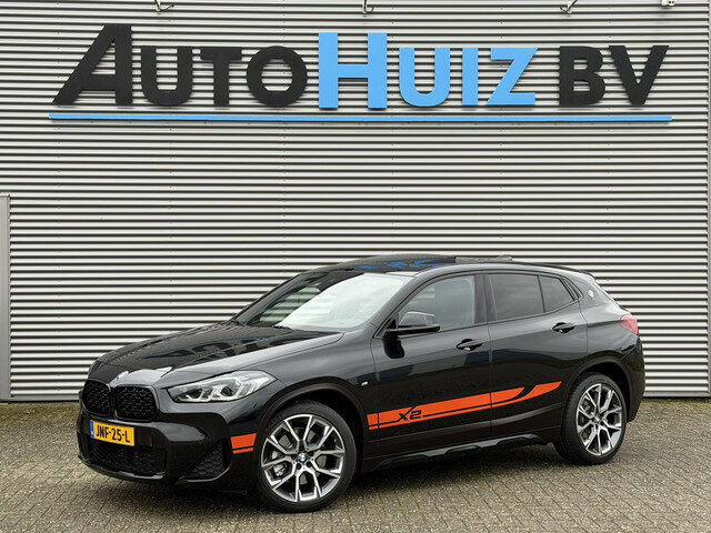 BMW X2 sDrive20i High Executive M Sport Mesh Edition Panoramadak 19 Inch M Sportzetels DAB Carplay