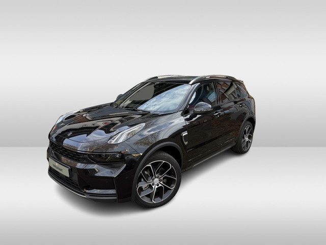 Lynk&Co 01 1.5 Full black Edition |