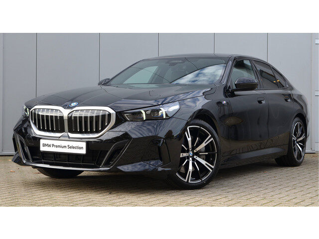 BMW 5 Serie 550e xDrive M Sport Automaat