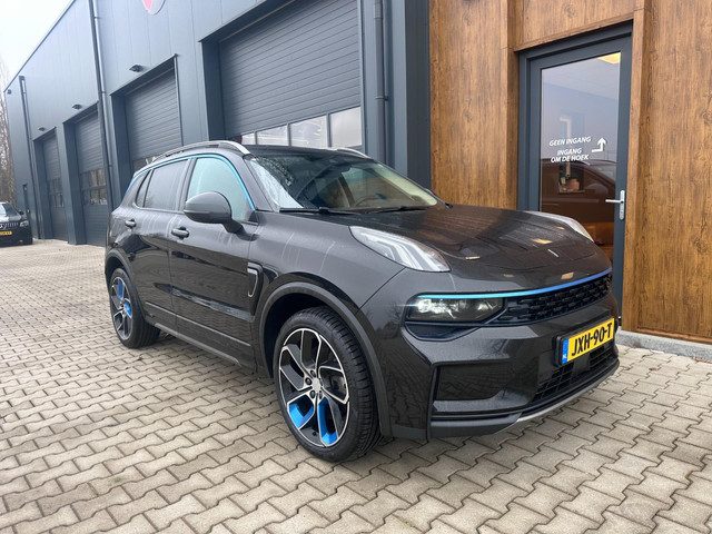 Lynk&Co 01 1.5 l pano l camera 25408 km !!