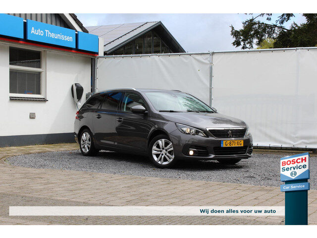 Peugeot 308 1.2 PureTech 110pk Blue Lease Executive | Pano
