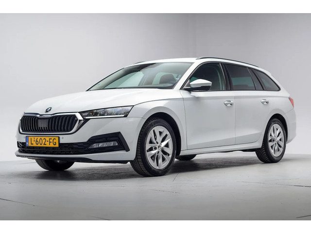 Škoda Octavia 1.0 e-TSI Business Edition Aut. [ Navi Virtual Carplay Full LED ]