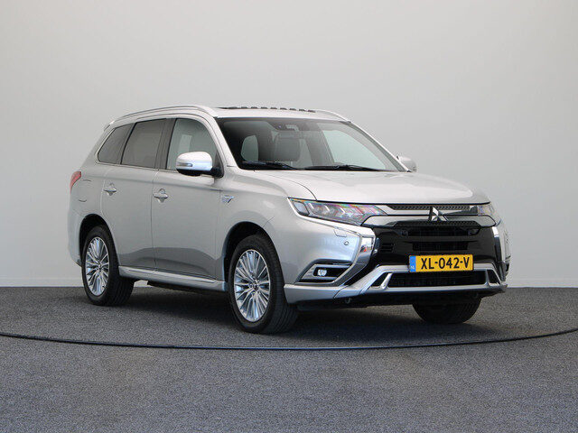 Mitsubishi Outlander 2.4 PHEV Instyle