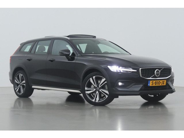 Volvo V60 Cross Country B5 AWD Pro