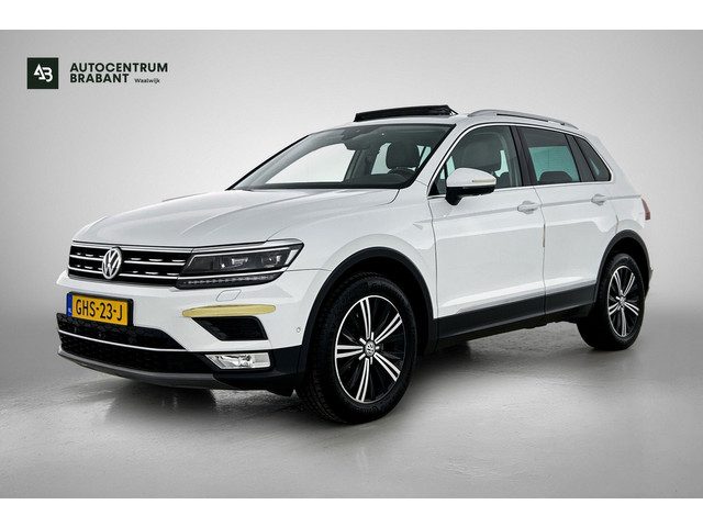 Volkswagen Tiguan 2.0 TSI 4Motion Highline | 220PK | VOL!! | PANO | DIG DASH | 360 CAM | MEM SEATS |