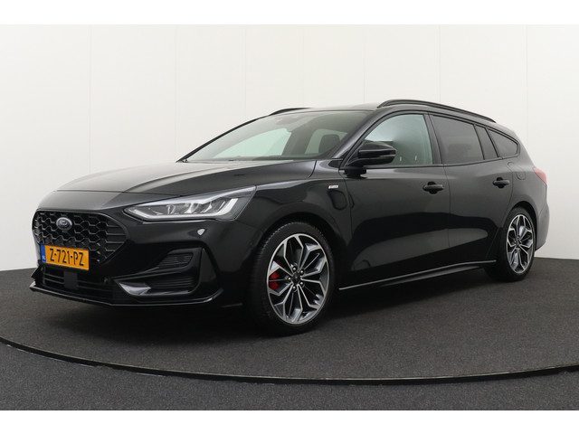 Ford Focus Wagon 155 PK Hybrid ST Line X